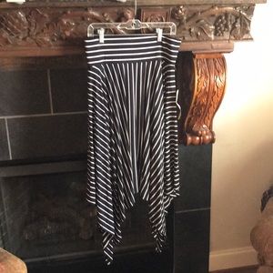 Cabi Twirl Skirt Size M